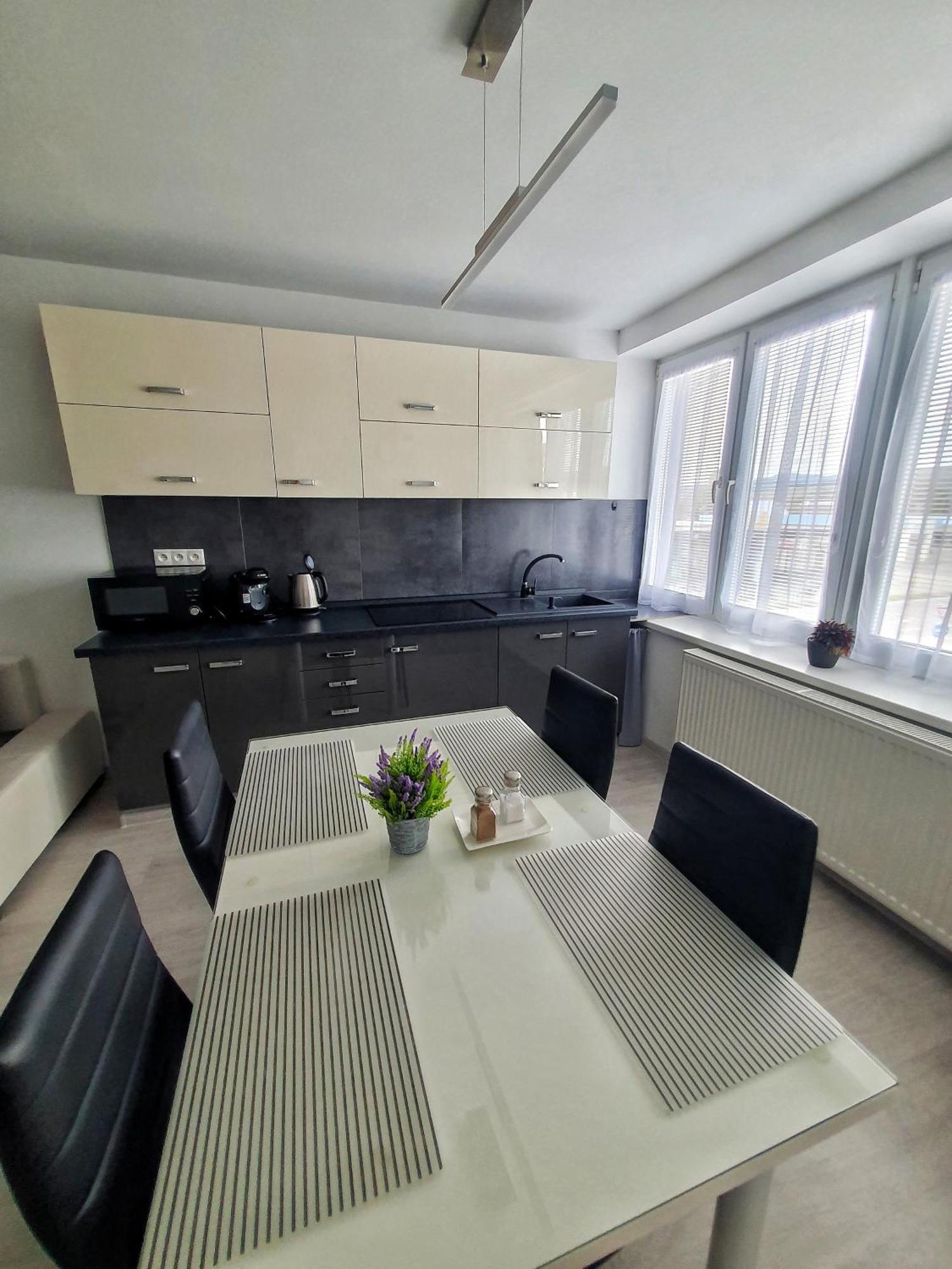 Apartmány Bytča Exterior foto